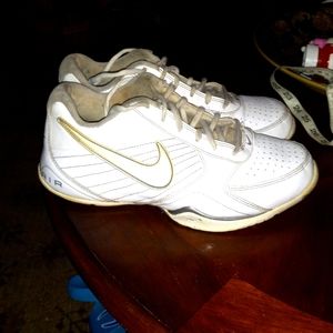 ❤️FINAL REDUCTION  Nike Air Baseline